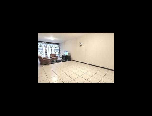 2 BEDROOM APARTMENT FOR SALE IN DENLEE
